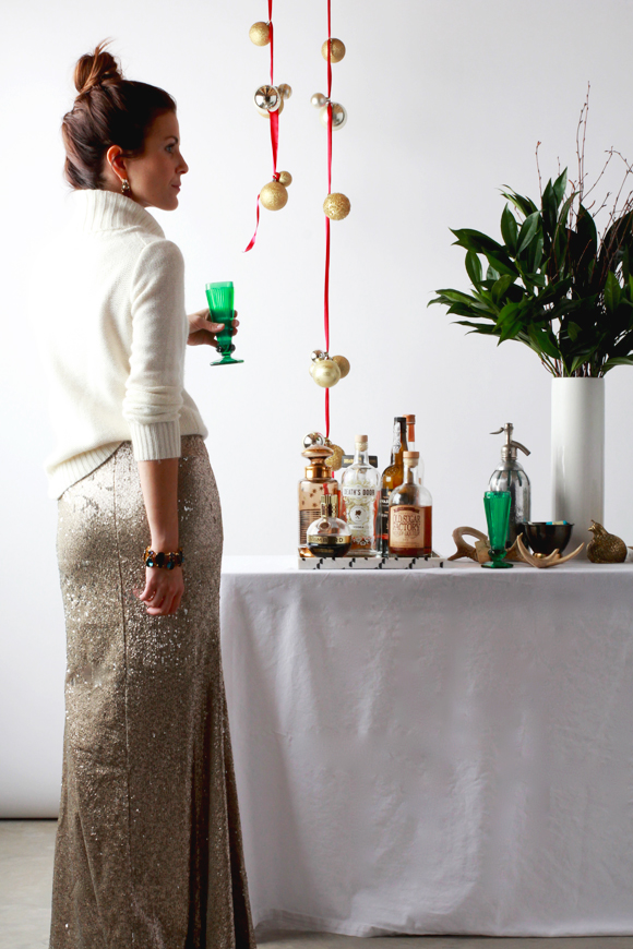 casual glam holiday outfit | perpetually chic